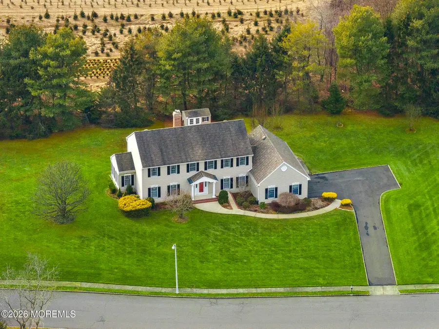 22 Windswept Lane, Freehold, NJ 07728 - Image #3