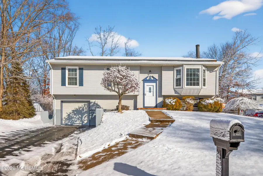 102 Tarnov Court, Manchester Township, NJ 08759 - Image #3