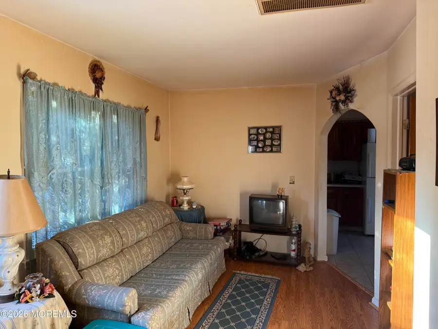 75 Mayberry Avenue, Monroe, NJ 08831 - Image #3