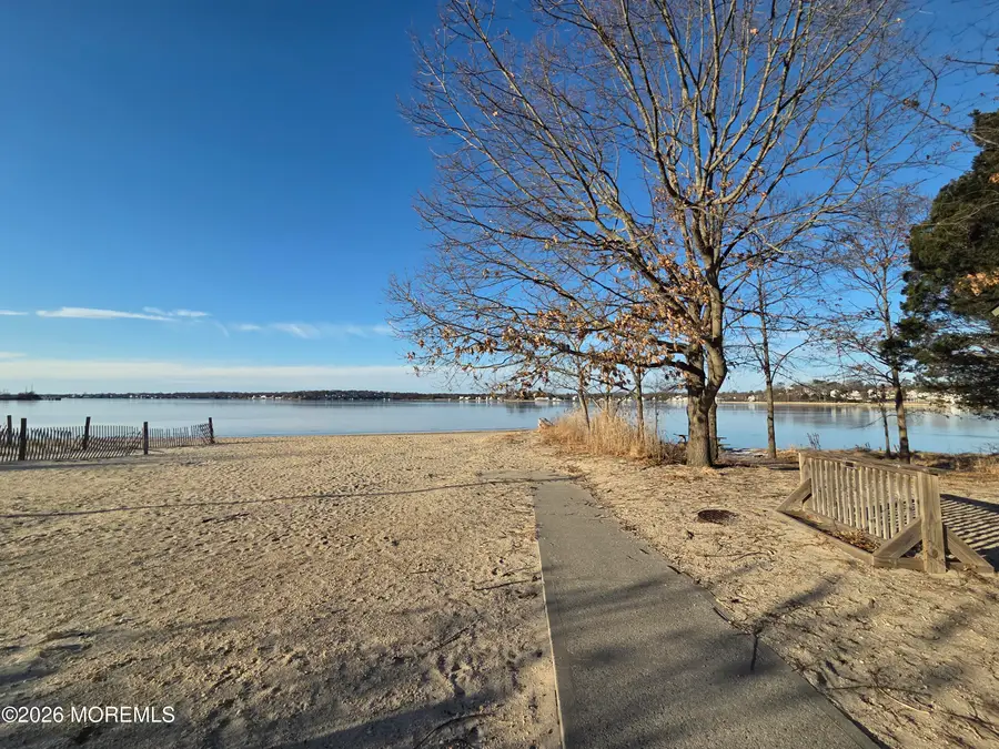 16 Tudor Avenue, Pine Beach, NJ 08741 - Image #3