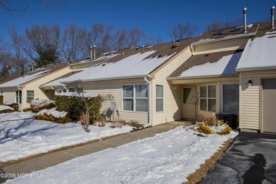 75 Aspen Avenue, Englishtown, NJ 07726 - Image #2