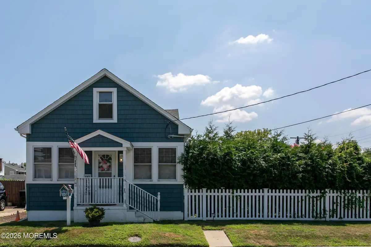 265 Thompson Avenue, North Middletown, NJ 07748 - Image #1