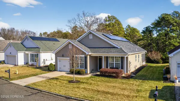 84 Briarwood Drive, Little Egg Harbor, NJ 08087