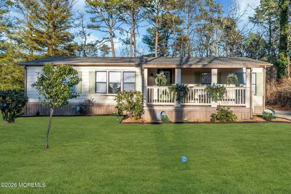 11 Casey Court, Barnegat, NJ 08005