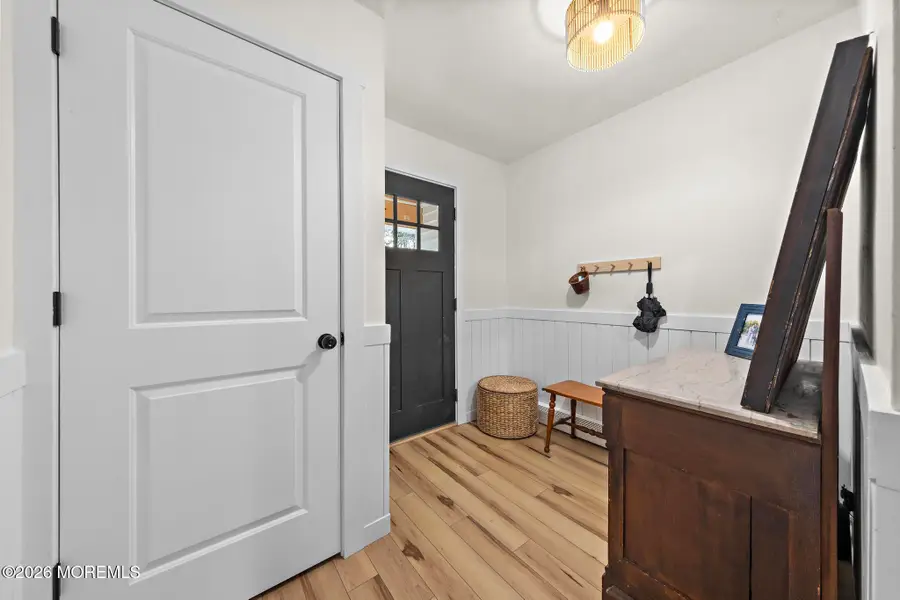 242 Outboard Avenue, Manahawkin, NJ 08050 - Image #3