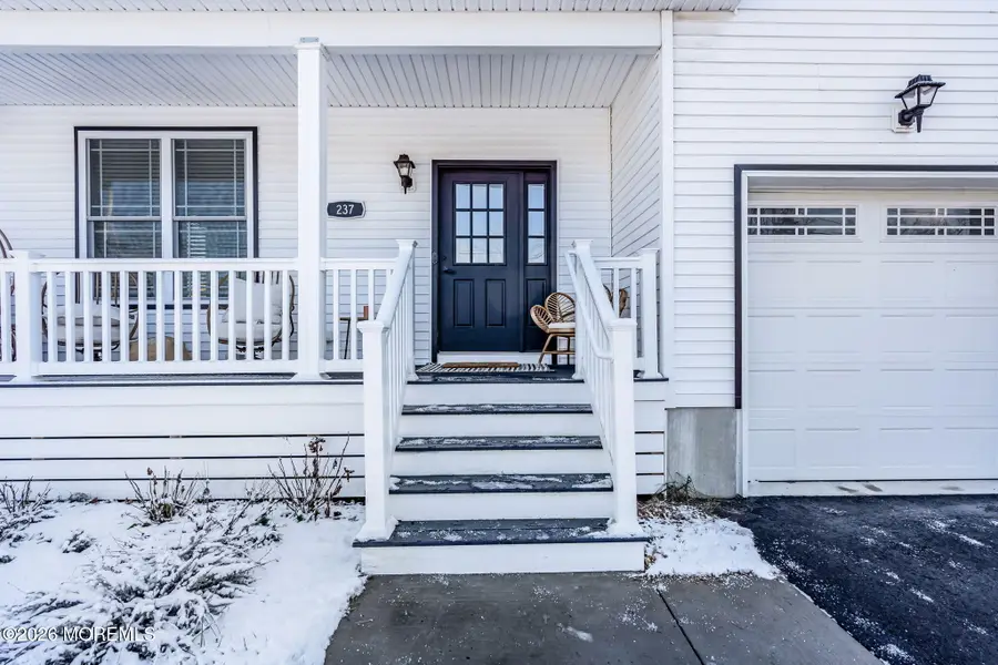 237 Neptune Avenue, Beachwood, NJ 08722 - Image #2