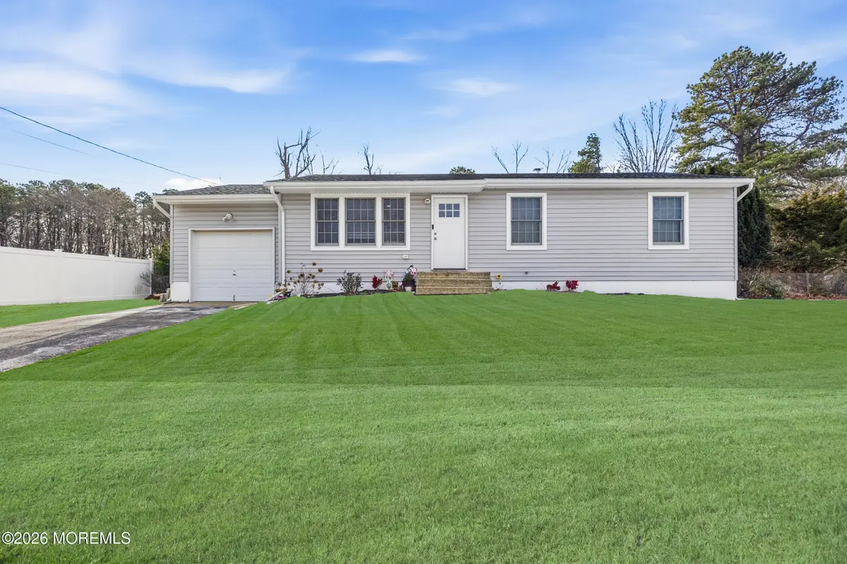 17 Bass Place, Howell, NJ 07731 - Image #1