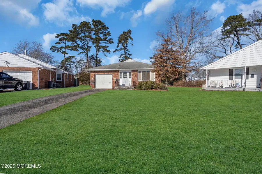 95 Larkspur Court, Toms River, NJ 08755 - Image #2