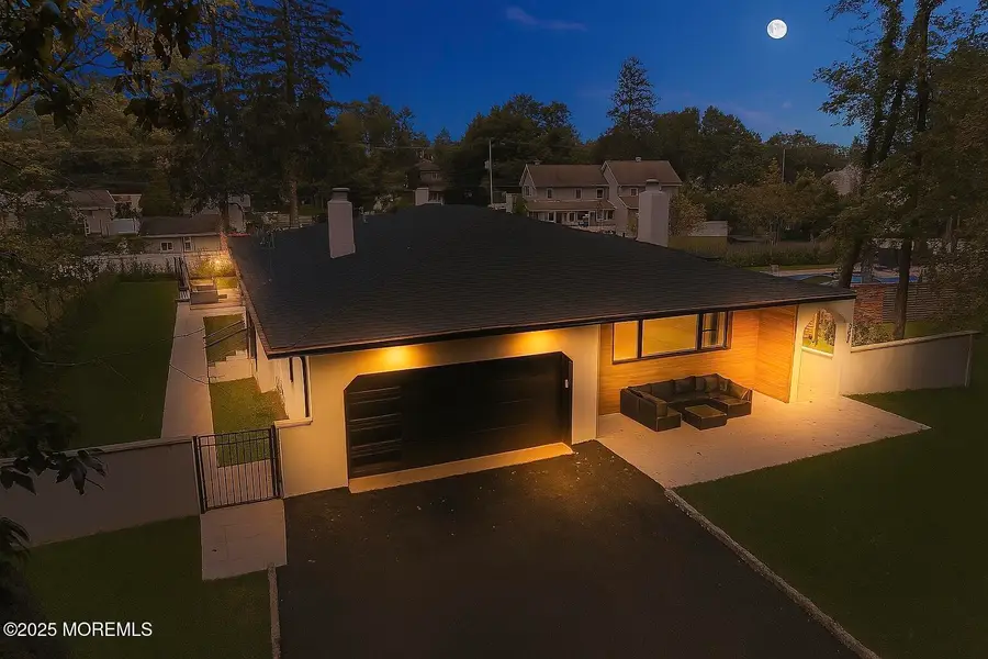 441 Slocum Place, Oakhurst, NJ 07755 - Image #2