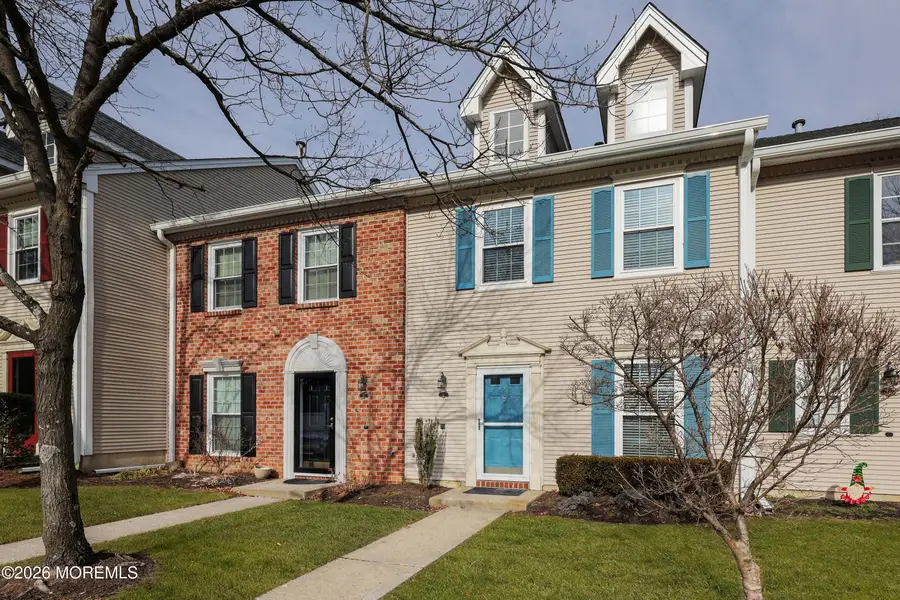 27 Beaumont Court, Tinton Falls, NJ 07724 - Image #2