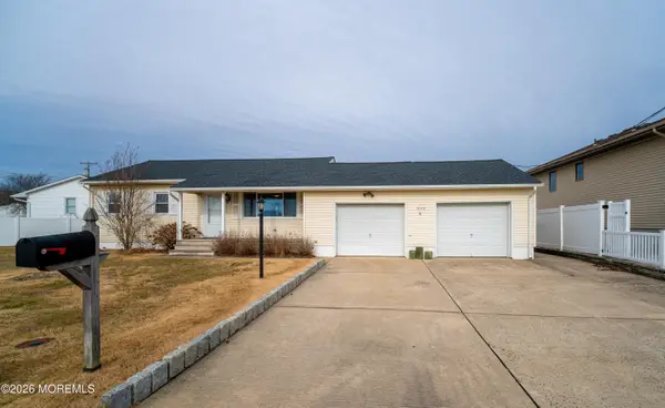 3124 Veeder Avenue, Toms River, NJ 08753