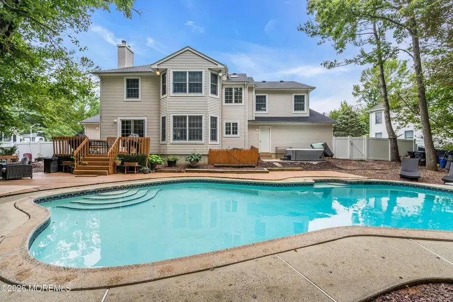 8 Winding Woods Way, Manalapan Township, NJ 07726 - Image #3