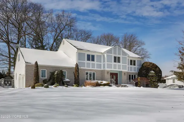 31 Verrazano Drive, Middletown, NJ 07748