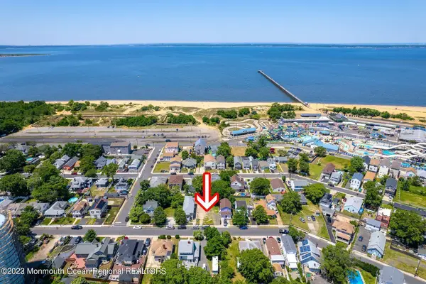 51 Highland Boulevard, Keansburg, NJ 07734