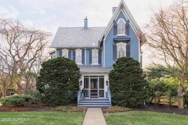 18 Brinckerhoff Avenue, Freehold, NJ 07728