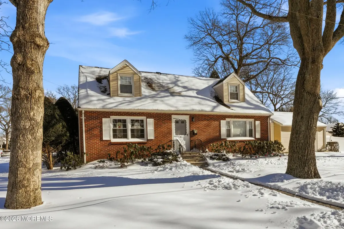 274 Michael Avenue, Oakhurst, NJ 07755 - Image #1