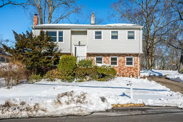 201 Freehold Street, Oakhurst, NJ 07755