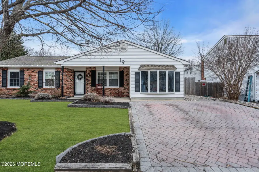 19 Virginia Drive, Howell, NJ 07731 - Image #2