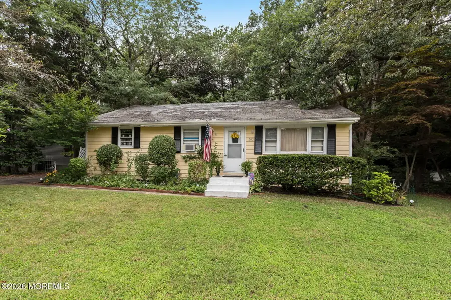 303 Highland Avenue, Shark River Hills, NJ 07753 - Image #3