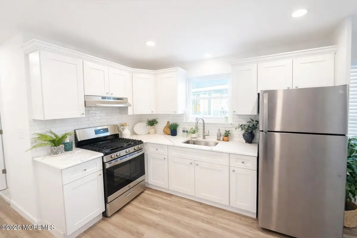 66 Bayshore Mobile Mnr, Hazlet, NJ 07734 - #1