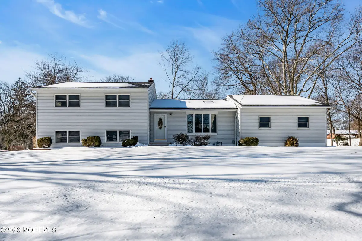 158 Cloverdale Circle, Tinton Falls, NJ 07724 - Image #1