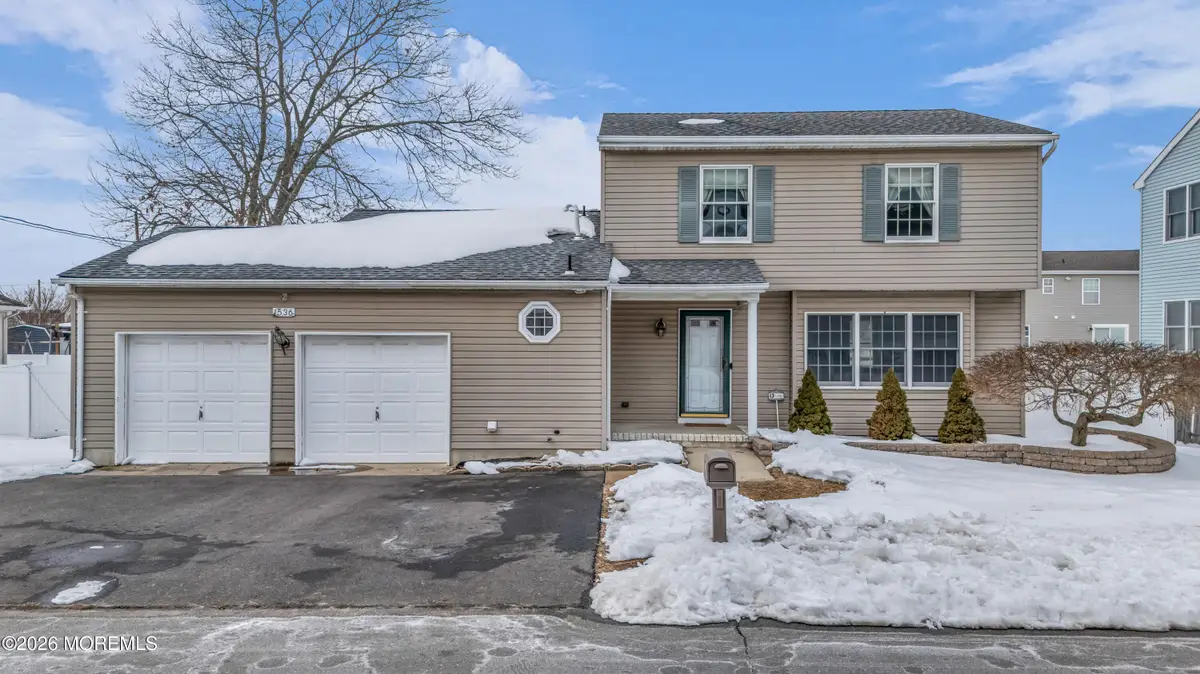 1536 Berkeley Avenue, Beachwood, NJ 08722 - #1