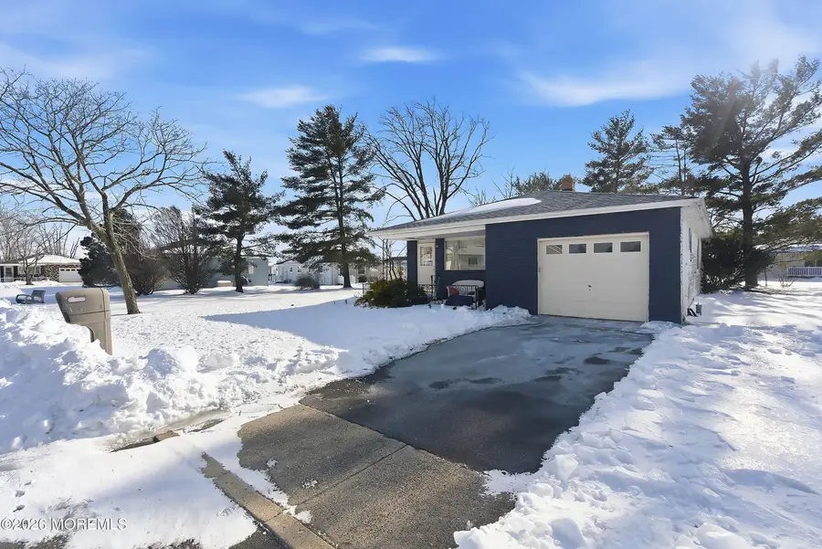 211 Harrington Drive, Toms River, NJ 08757 - Image #3