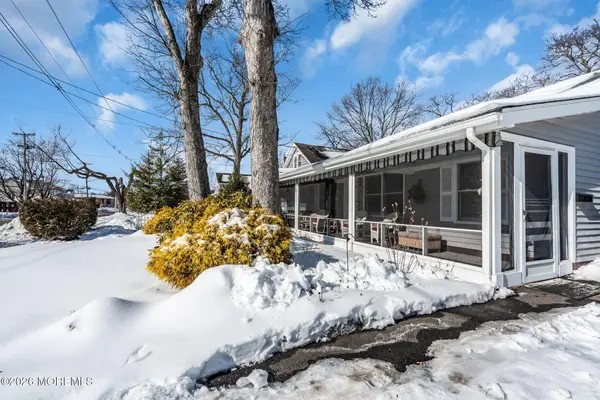 604 Monmouth Avenue, Spring Lake Heights, NJ 07762