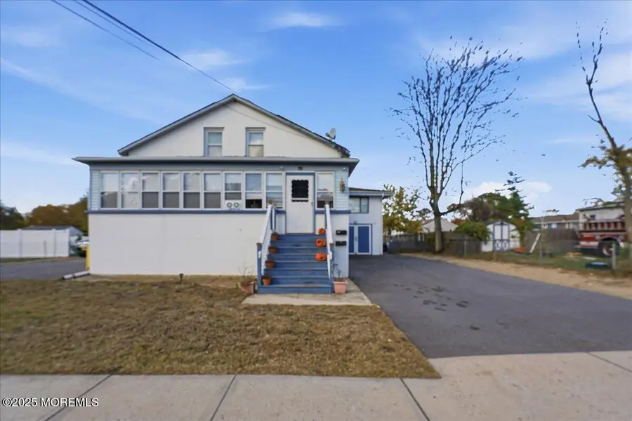 233 Broadway, Union Beach, NJ 07735 - Image #3