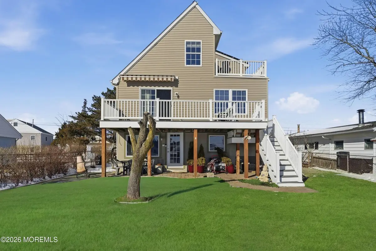 154 Spinnaker Drive, Mystic Island, NJ 08087 - Image #1