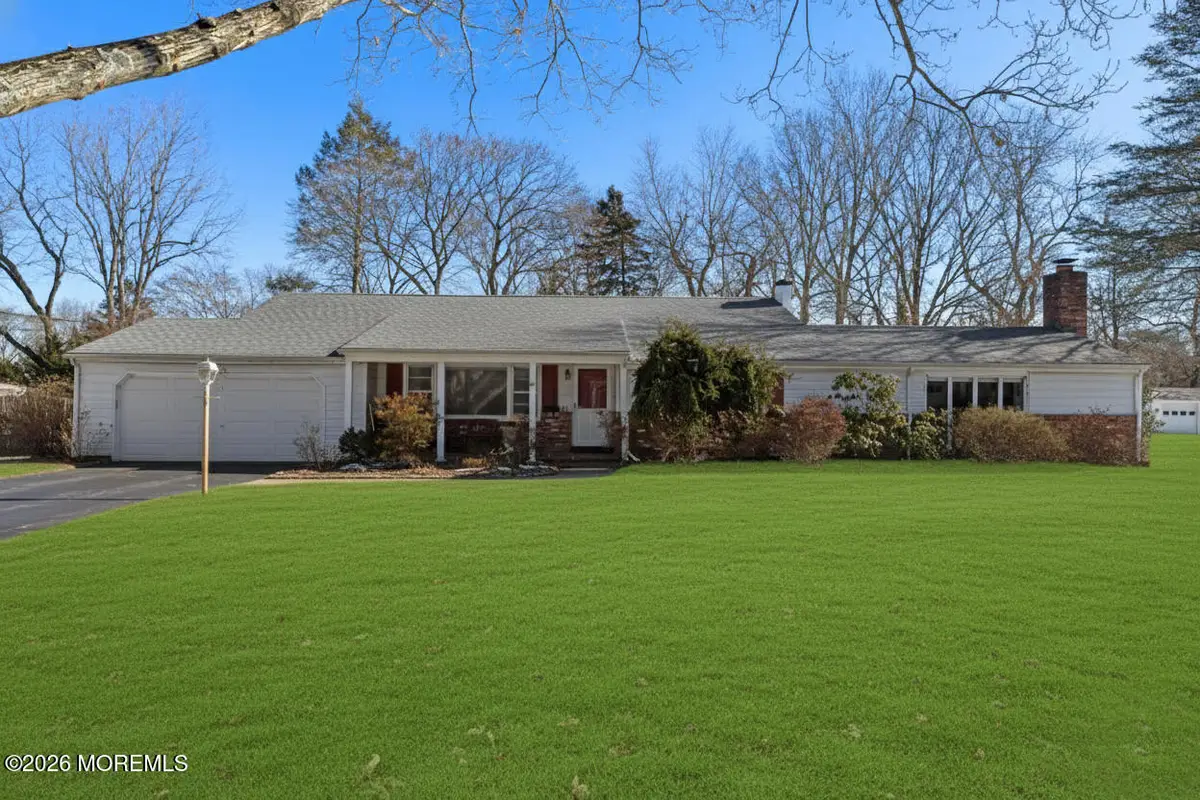 61 Westend Avenue, Shrewsbury, NJ 07702 - #1