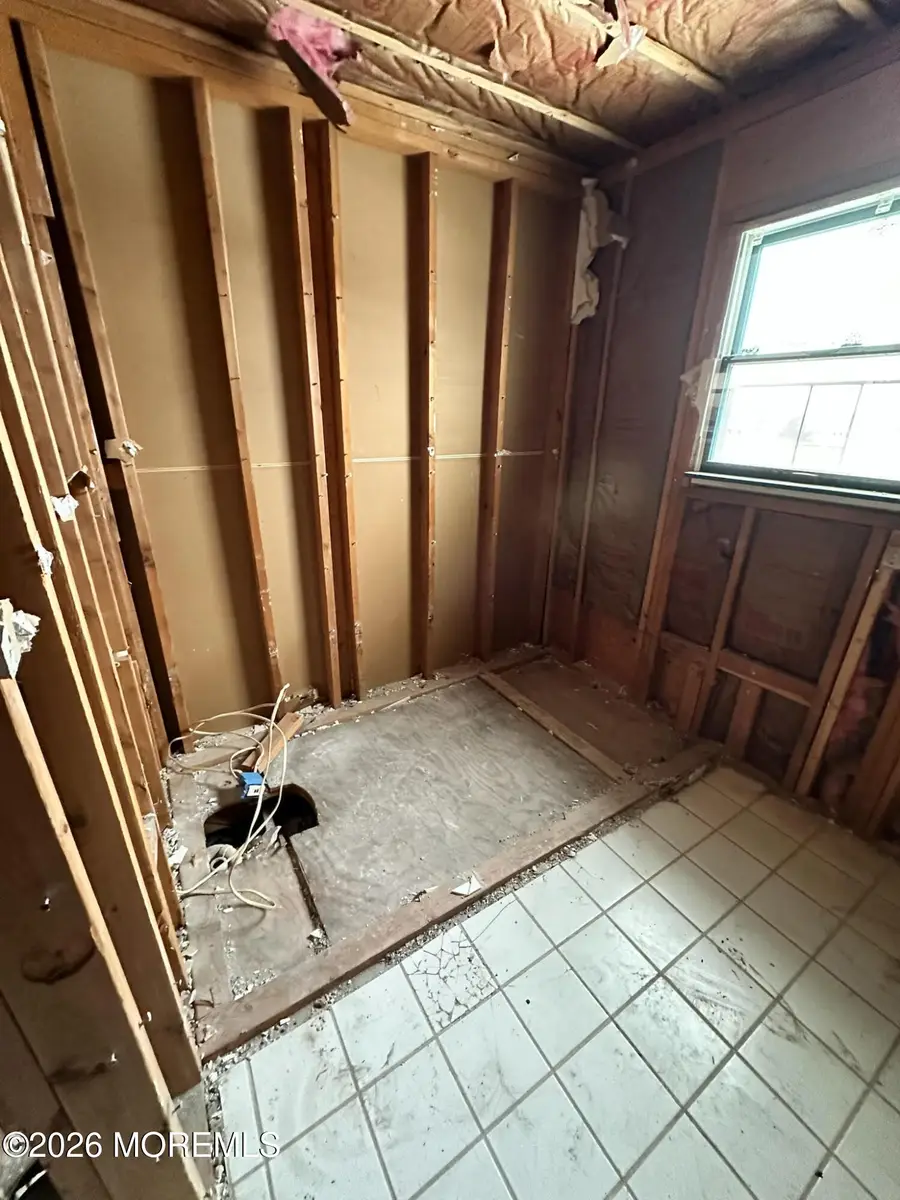 29 Lake Singleton Court, Mystic Island, NJ 08087 - Image #3