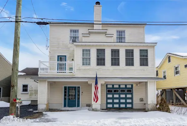 11 Avenue D, Manahawkin, NJ 08050