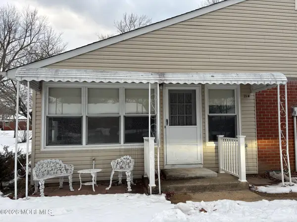 21 Snowberry Lane #A, Whiting, NJ 08759