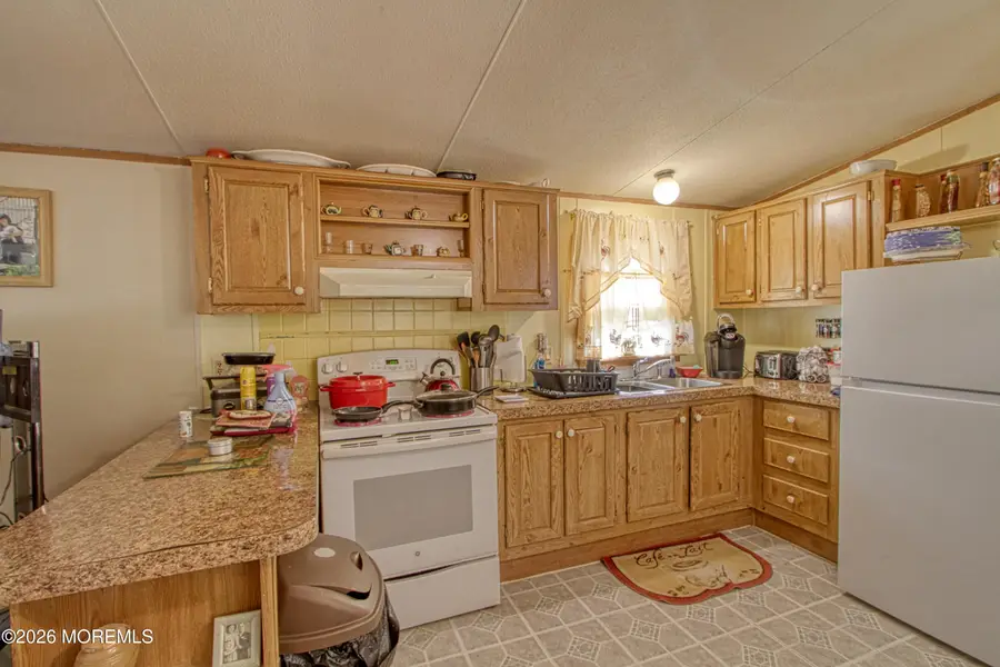 42 Woodchuck Parkway, Whiting, NJ 08759 - #2