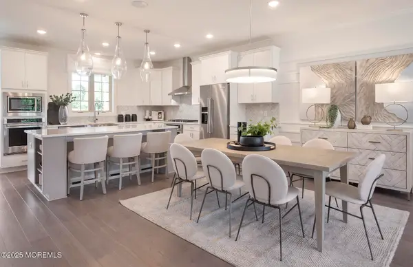 402 Shore Court, Marlboro, NJ 07746