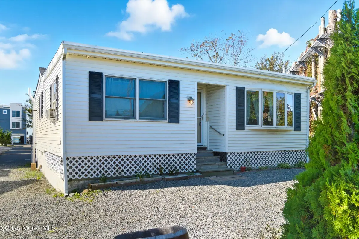 2 Northeast Drive, Manahawkin, NJ 08050 - #1