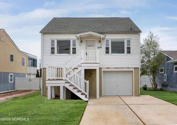 639 Bayview Avenue, Ocean Gate, NJ 08740