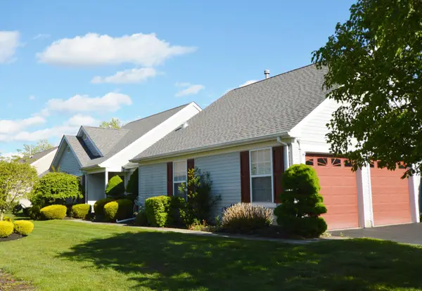 2555 Ridgemont Court, Toms River, NJ 08755