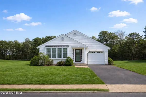 55 Penwood Drive, Whiting, NJ 08759