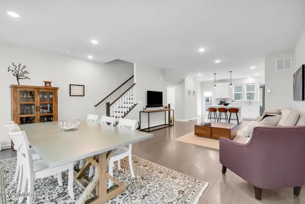 10 Sunset Road, Oceanport, NJ 07757