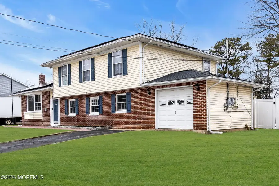 9 Chatham Drive, Howell, NJ 07731 - #2