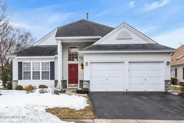 1 Candleway Court, Manchester, NJ 08759