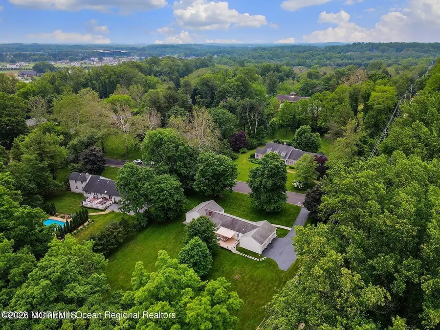 1 Flora Drive, Holmdel, NJ 07733 - #3