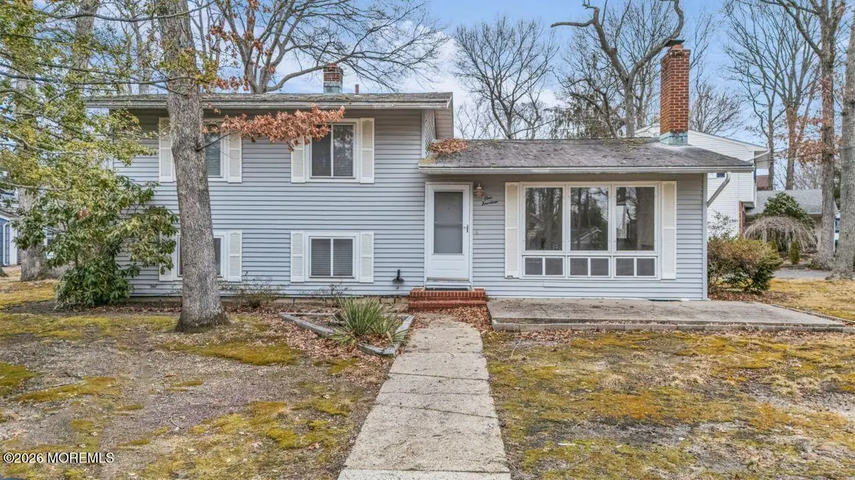 114 Lakeshore Drive, Manahawkin, NJ 08050 - #1