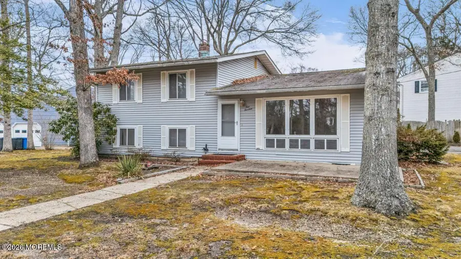 114 Lakeshore Drive, Manahawkin, NJ 08050 - #2