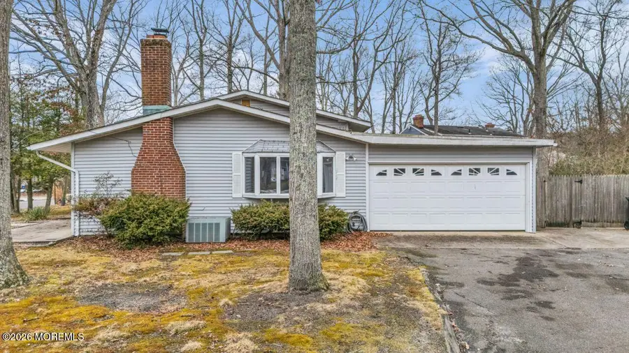 114 Lakeshore Drive, Manahawkin, NJ 08050 - #3