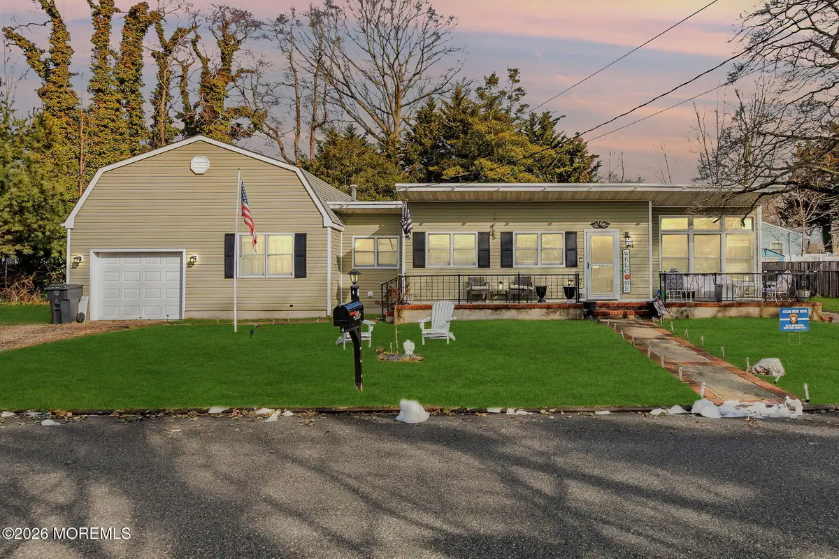 4 Spring Street, Toms River, NJ 08753 - #1