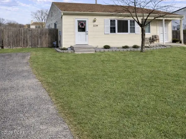 3234 Mystic Port Place, Toms River, NJ 08753