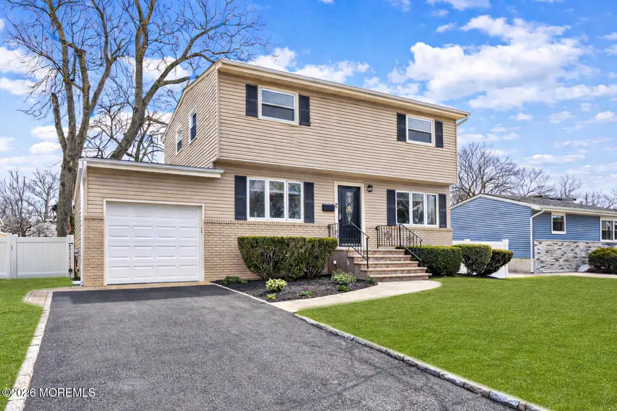 34 Dartmouth Drive, Hazlet, NJ 07730 - #3